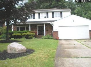 5350 Kilbourne Dr, Lyndhurst, OH