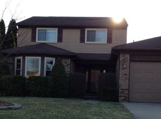 42177 Blairmoor Dr, Sterling Heights, MI 48313