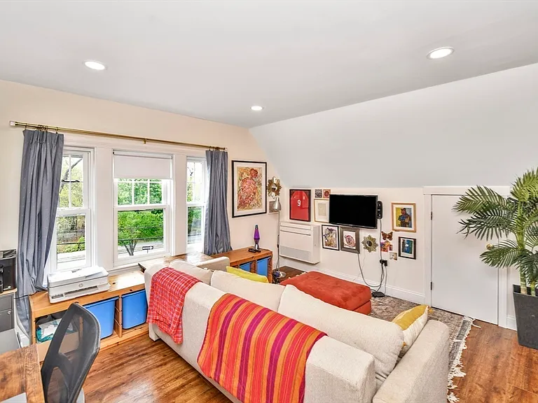 208 Brush Hill Rd #0 — Photo 11