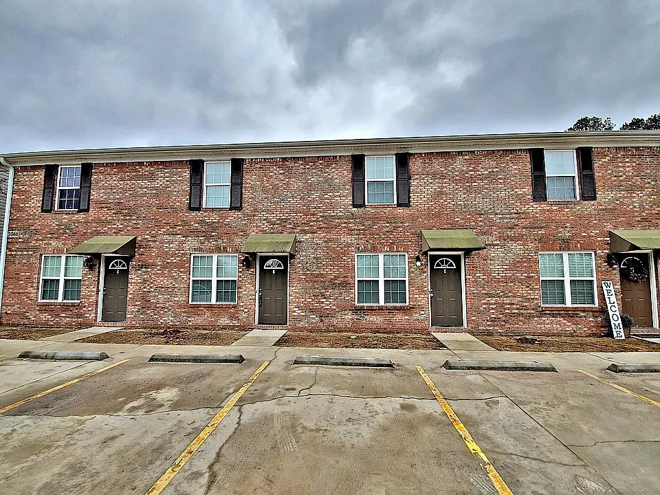 Building Photo - Priceville Townhomes