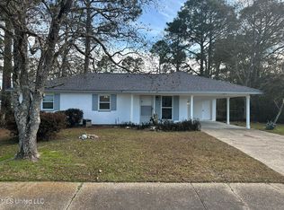 2307 Avenido Encanto St, Gautier, MS 39553