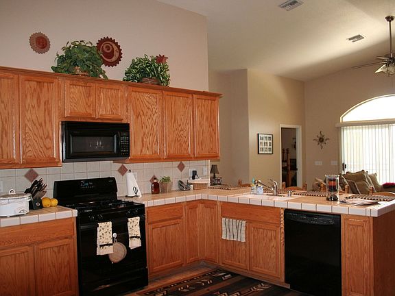 LARGE CUSTOM KITCHEN