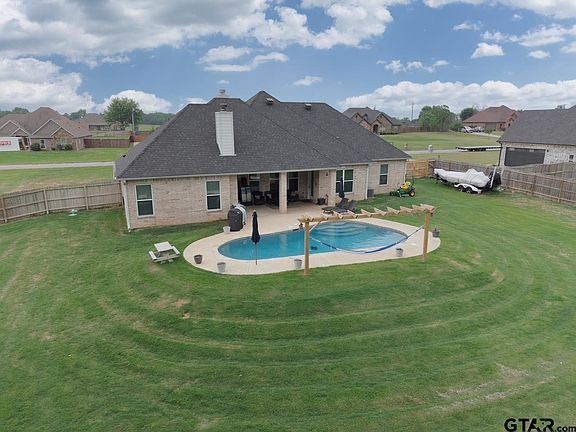 3rd image of 19359 Ridge Point Cir