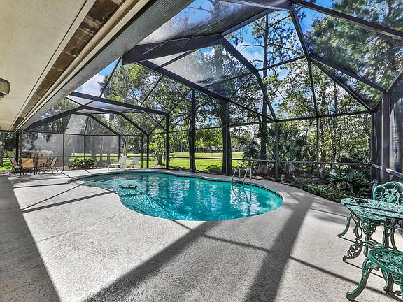 2nd image of 113 Camino Trl