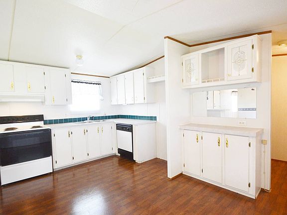 4th image of 1018 Fountainview Lake Dr