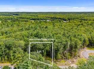 2 Dogwood Cir, Kennebunk, ME 04043
