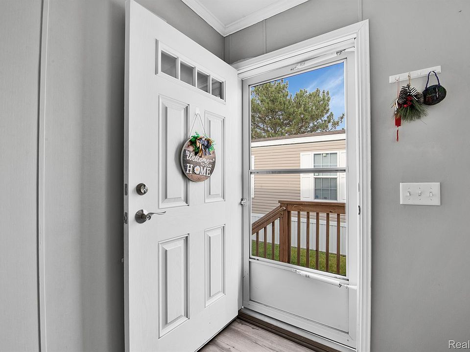 1st image of 37742 Culver Dr