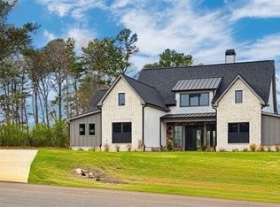 115 Palisade Dr, Rydal, GA 30171