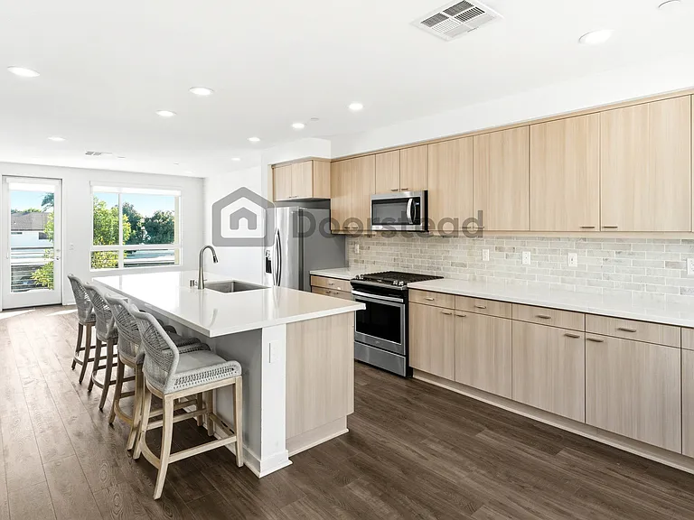 2888 N Glassell St — Photo 19