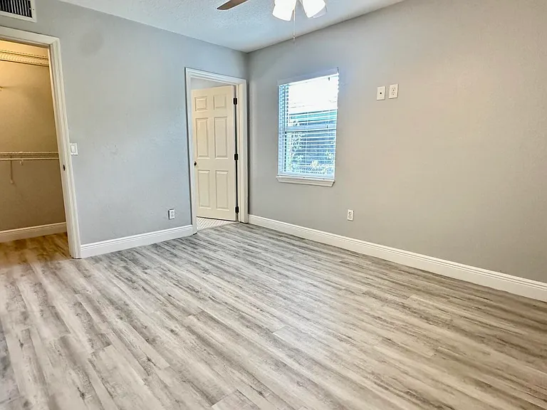 1329 NW 3rd Ave — Photo 13
