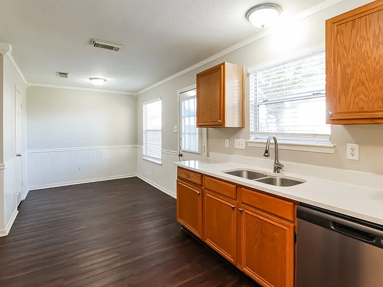 18823 Timber Spring Dr — Photo 8
