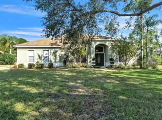 9868 Montclair Cir, Apopka, FL 32703