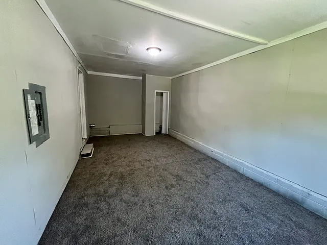 2844 Shamrock Ln — Photo 7