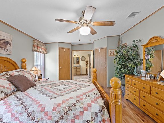 5th image of 6689 SE 55th St