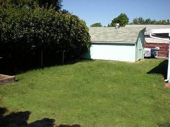 2nd image of 1556 W Stewart Ave