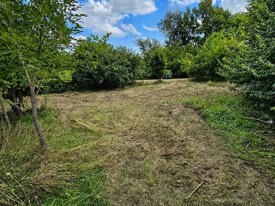 2nd image of 5143 S Pitchin Rd