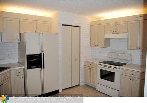 4th image of 12 Centennial Ct #12