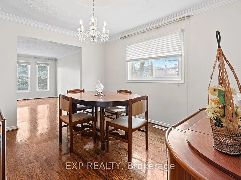 61 Dundee Cres #MAIN — Photo 6