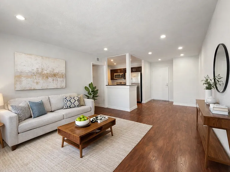 2330 North Cahuenga, LP — Photo 25
