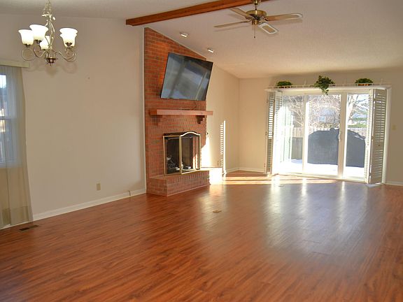 4th image of 3809 Cinnamon Trl
