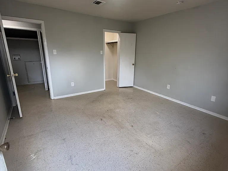 104 Vieux Orleans Cir #B — Photo 9