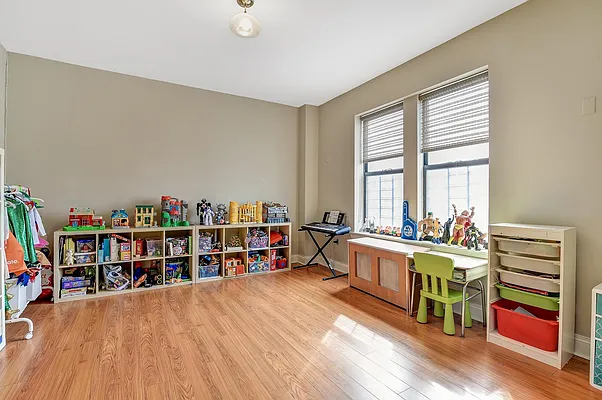 Sold by Dorsa Group | media 16