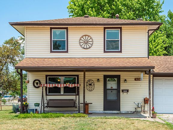 3rd image of 838 Sheehan Ave