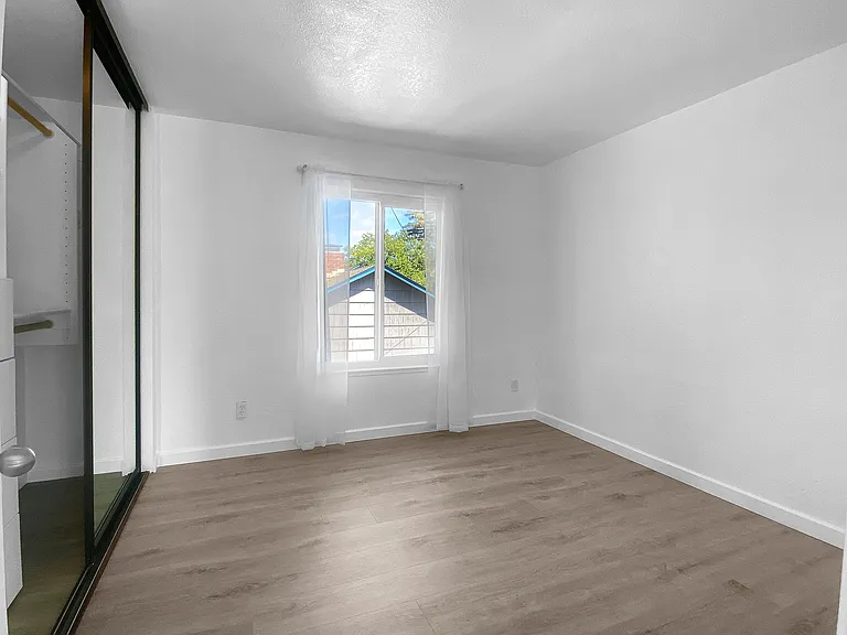 3127 Eastern Ave — Photo 6