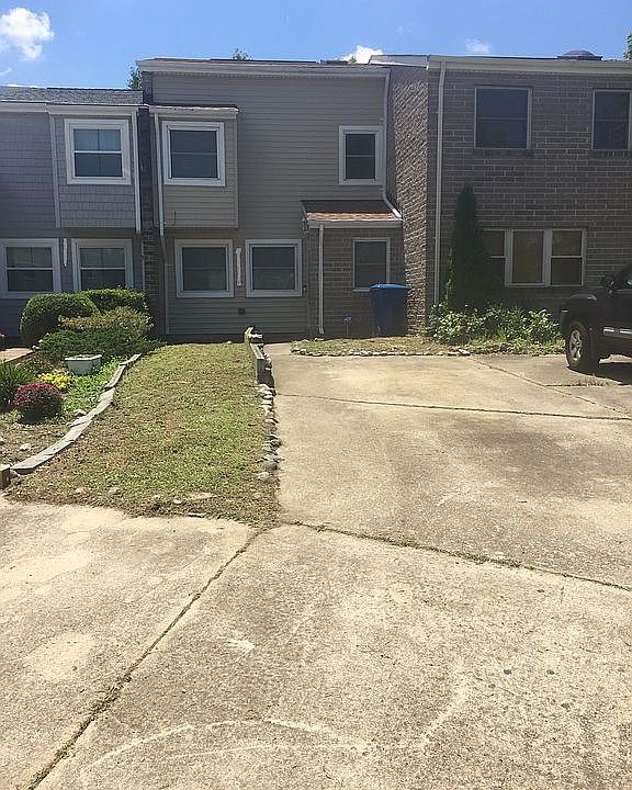 1st image of 5313 Leicester Ct