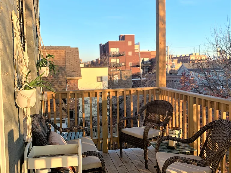 2031 W Moffat St #3 — Photo 12