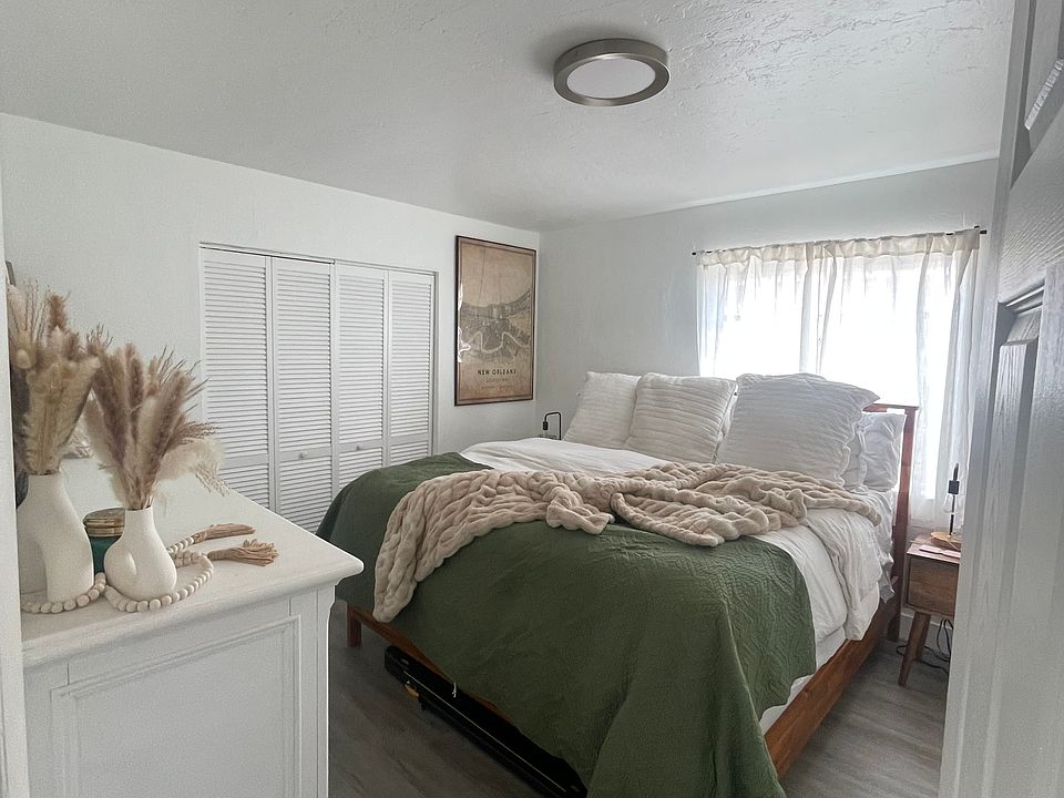 Large master bedroom