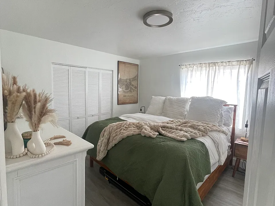 Large master bedroom