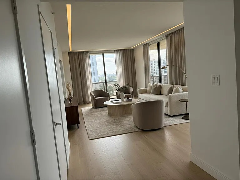 16275 Collins Ave #1004 — Photo 6