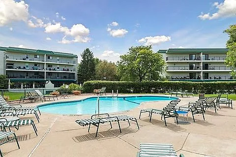 10511 Cedar Lake Rd #211 — Photo 28
