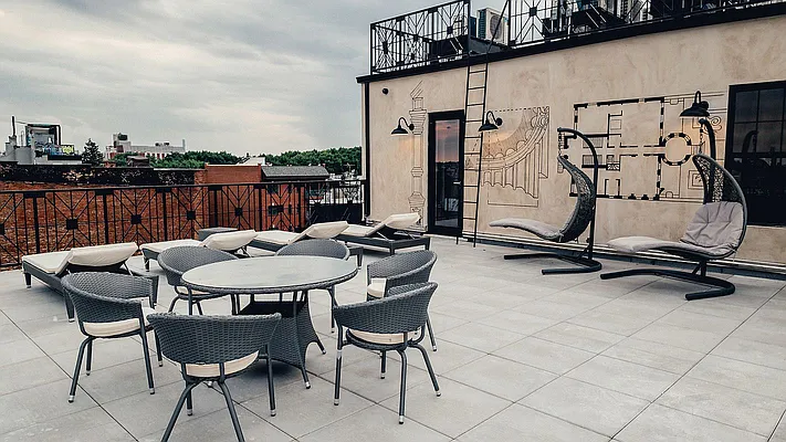 Rented by Pear NYC LLC | media 18