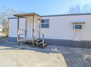 1 Simpson Rd, Fayetteville, TN 37334