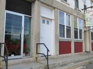 7 Main St, North Smithfield, RI 02896