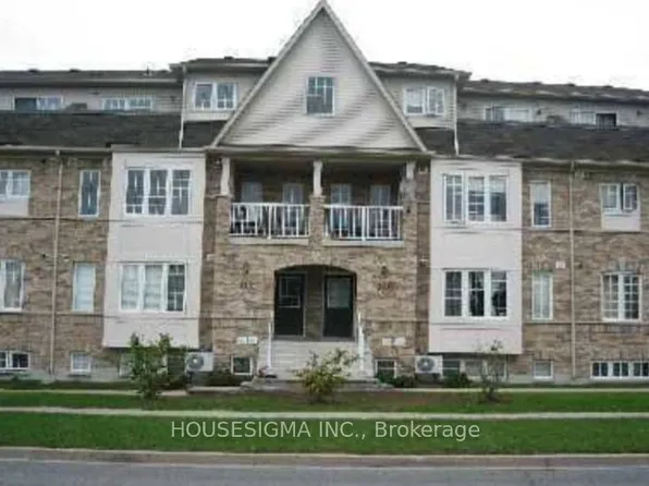 200 McLevin Ave #136, Toronto, ON M1B 6C7