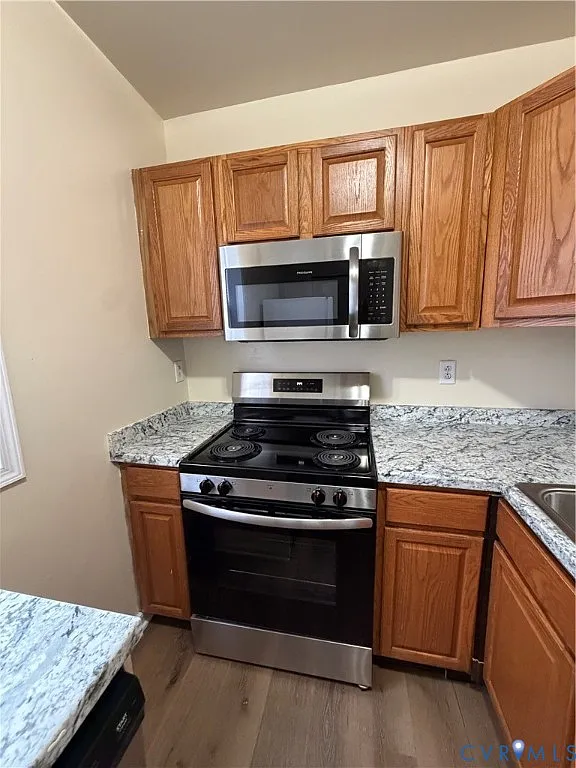 2 bed, 1.0 bath, 815 sqft, $1,595 — Photo 4