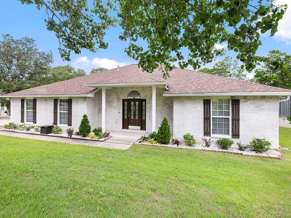 1st image of 449 Ruckel Dr