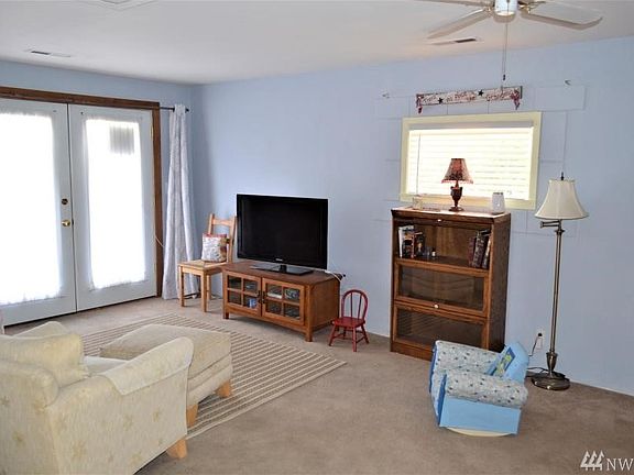 4th image of 1368 Tedford St SE