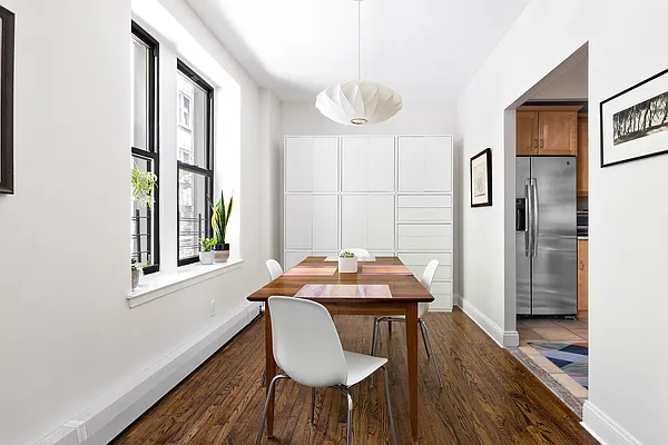 Sold by Compass | media 4