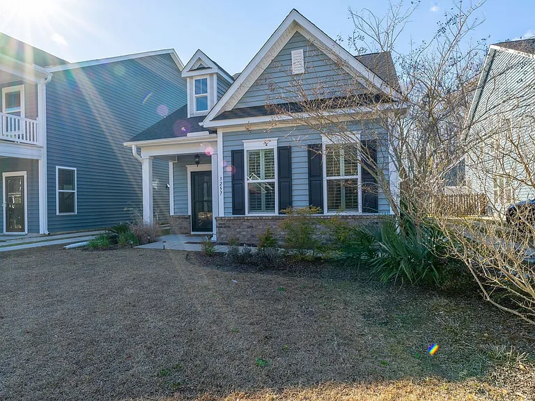 3257 Moonlight Dr — Photo 5