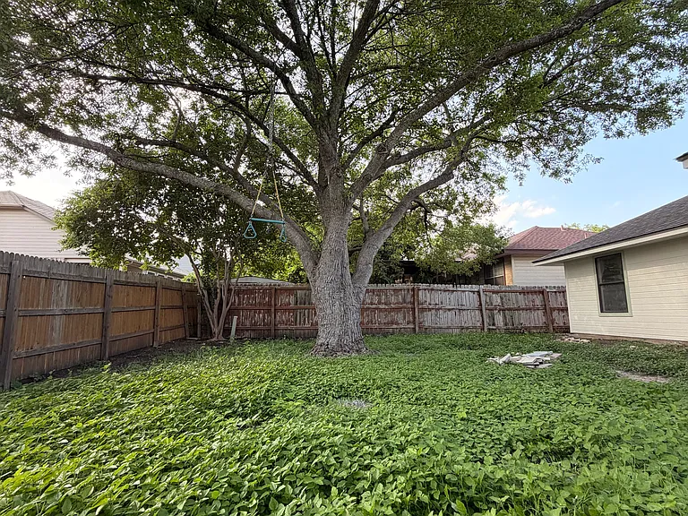 2144 Cornerstone Dr — Photo 10