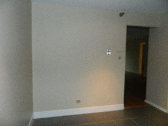 5th image of 6000 Lake Bluff Dr Unit 201