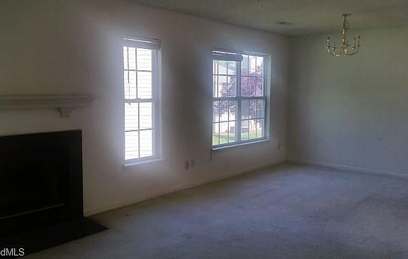 4th image of 27 Meadowood Glen Way APT D