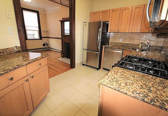 4th image of 13 4th St #1