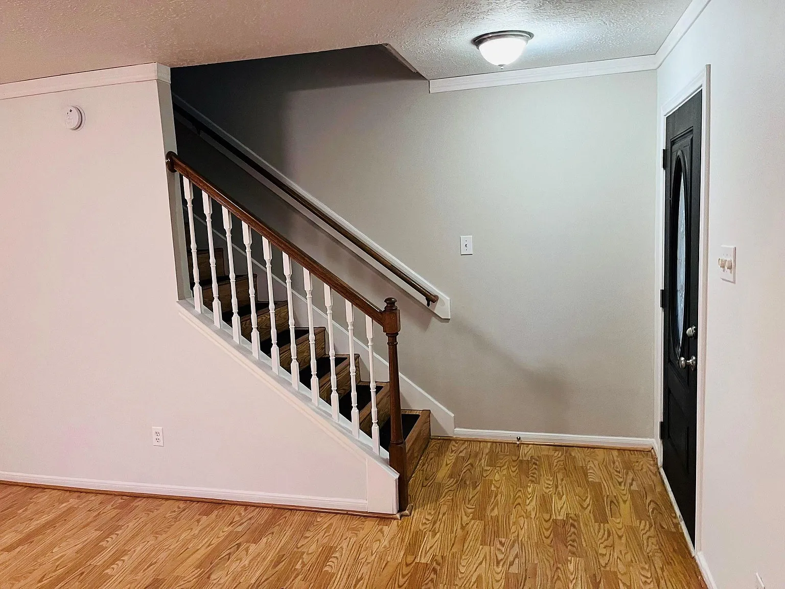 3 bed, 2.5 bath, $2,300 — Photo 4