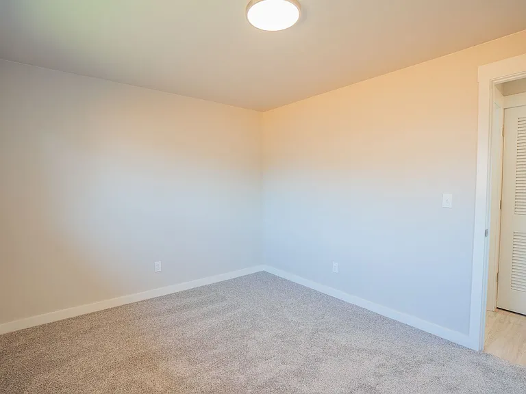 2840 Railroad St SE — Photo 5