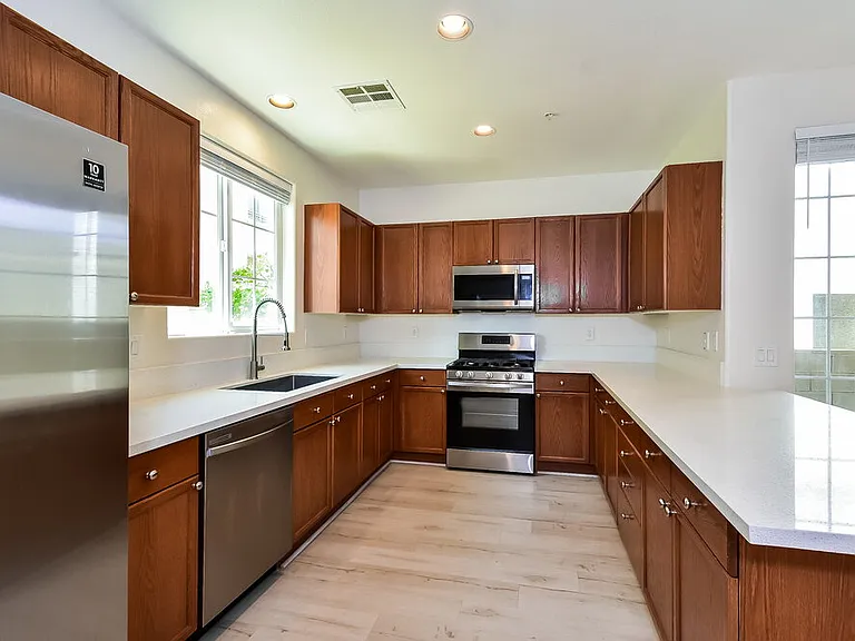 7557 Cultural Ct — Photo 7